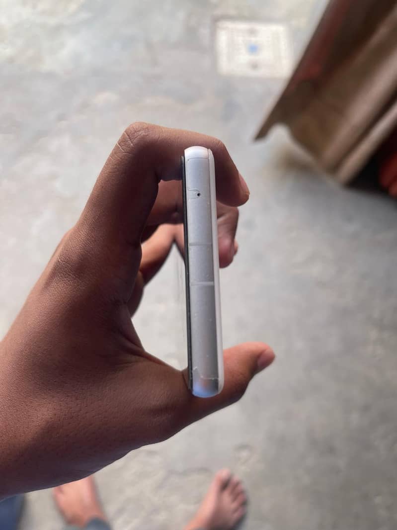 Google Pixel 7a 8