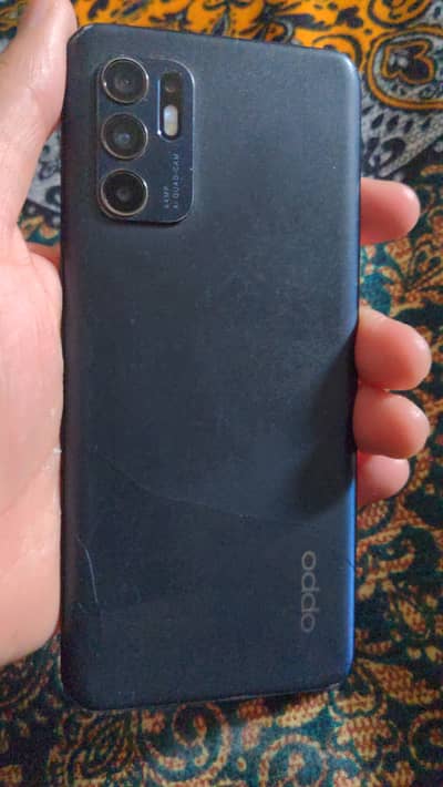 OPPO Reno6
