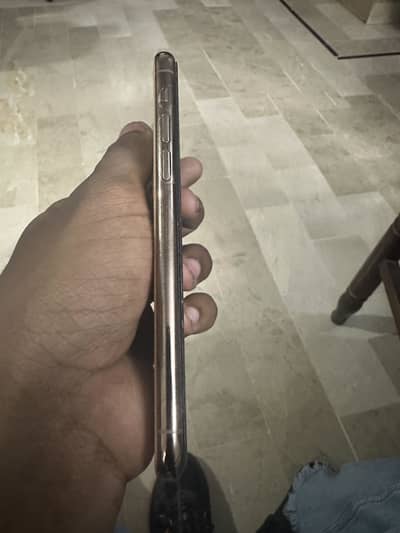 Apple iPhone 11 Pro 64 gb pta approved