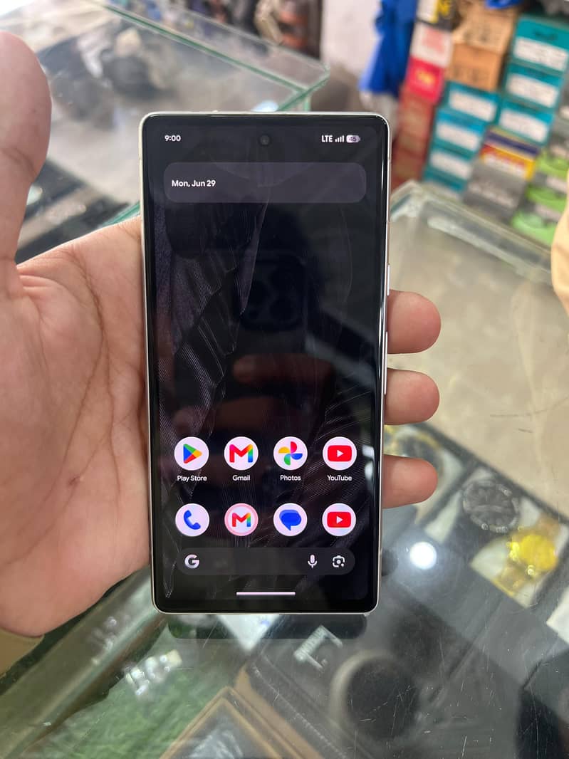 Google Pixel 7a 5