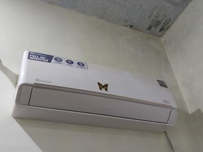 10/10 condition Rs,100000.03134753745