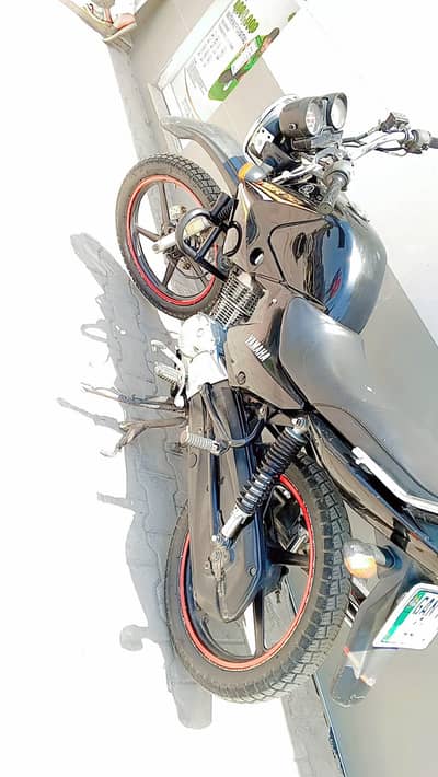ybr 125