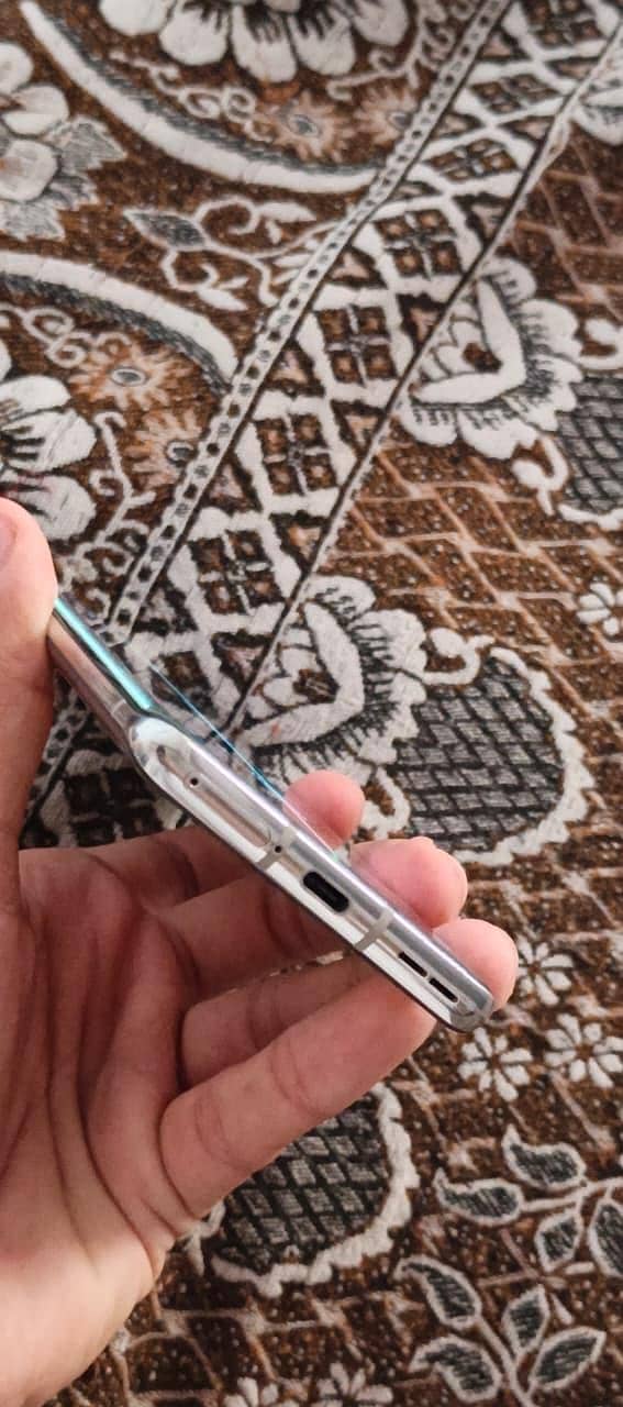 One Plus 8 4