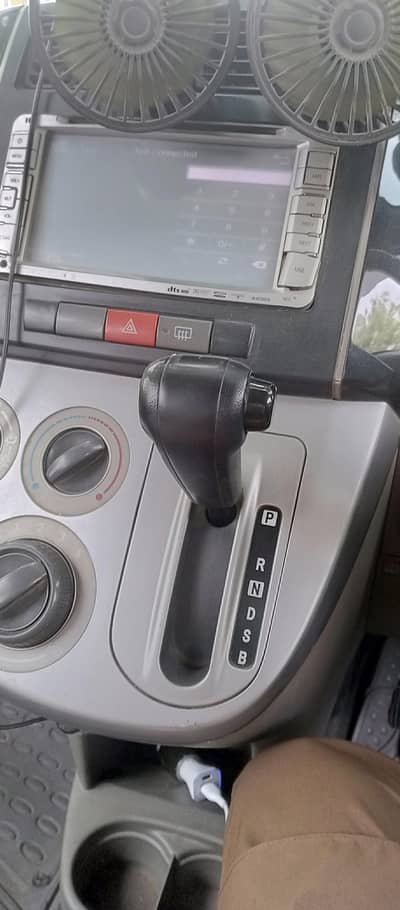 Daihatsu Mira 2011/14
