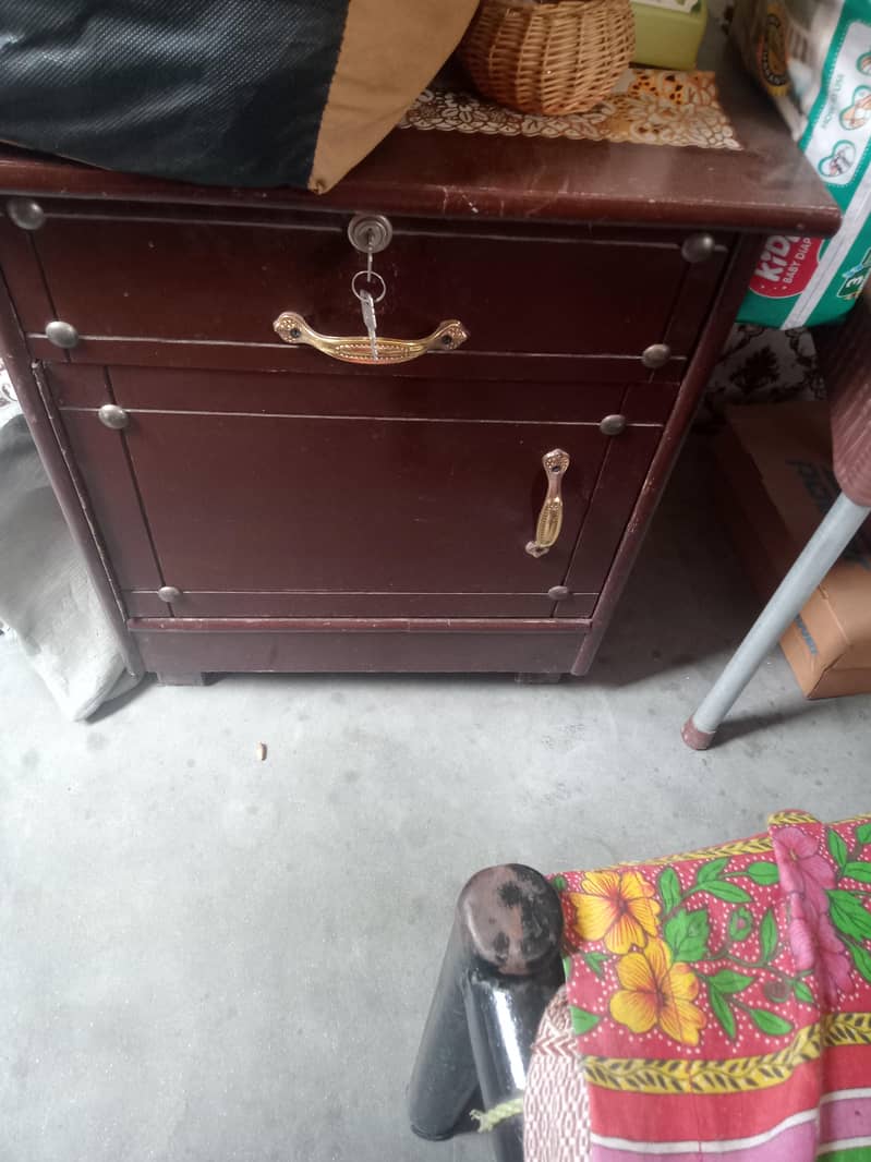 king size bed 3