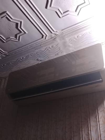 ac split 1.5 Ton orient
