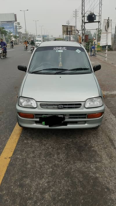 Daihatsu Cuore 2011