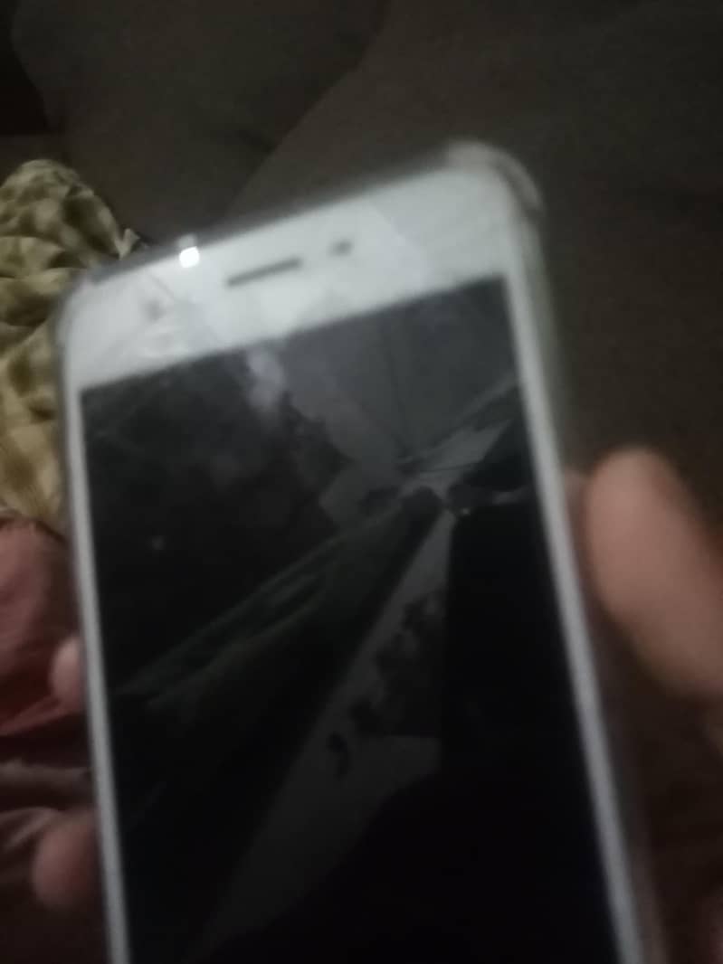 OPPO A57 1