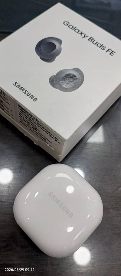 SAMSUNG EAR Buds