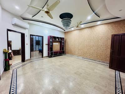 10 MARLA NEW BRAND DOUBLE STORY HOUSE AVAILABLE FOR RENT, IN CITI HOUSING GUJRANWALA ON PRIME LOCATION.