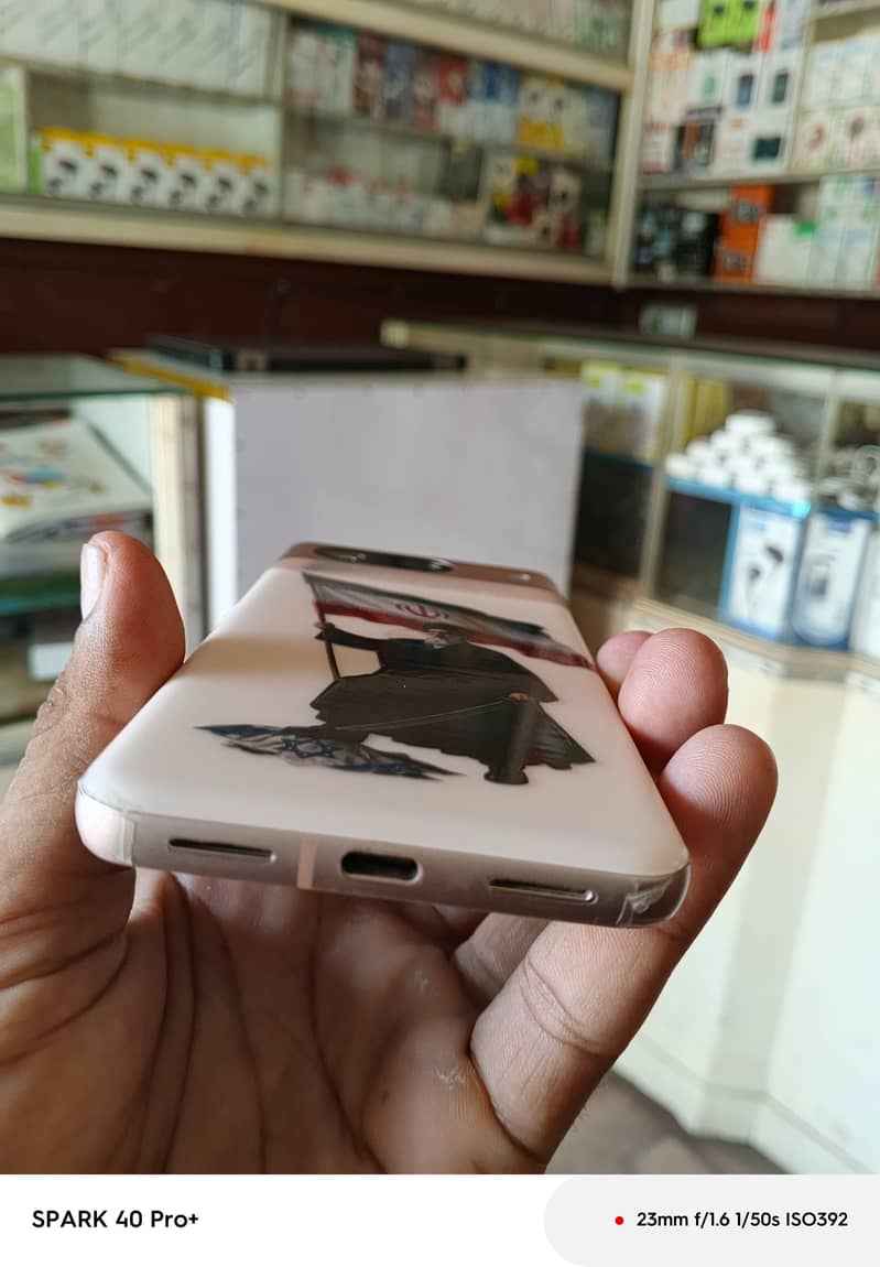 Google Pixel 8 2