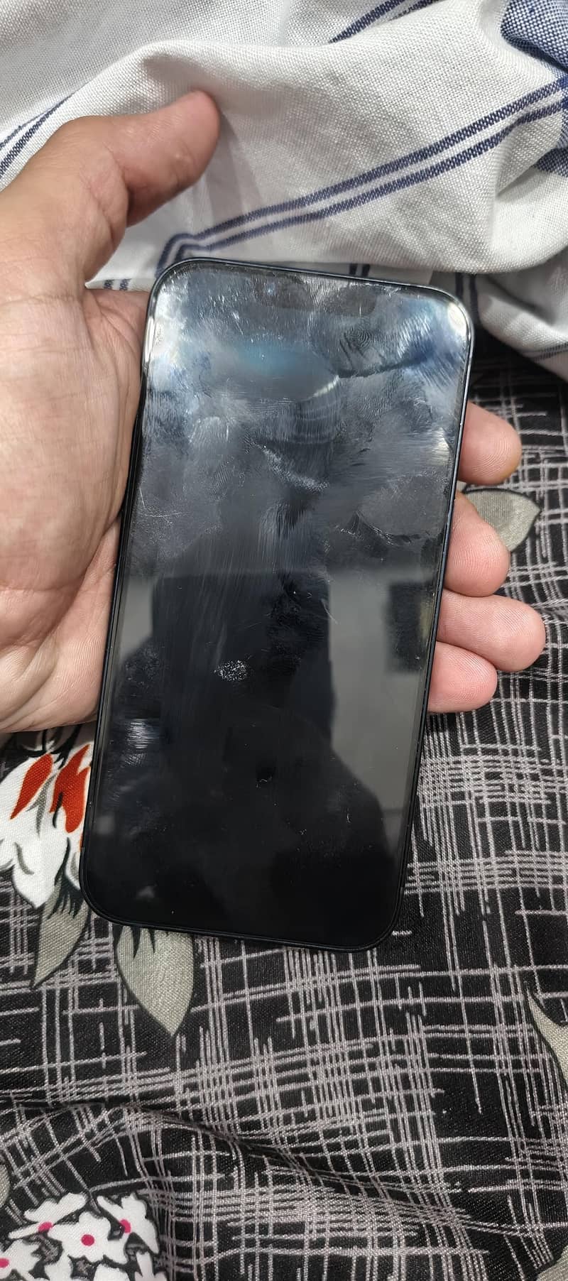 Apple iPhone 14 7