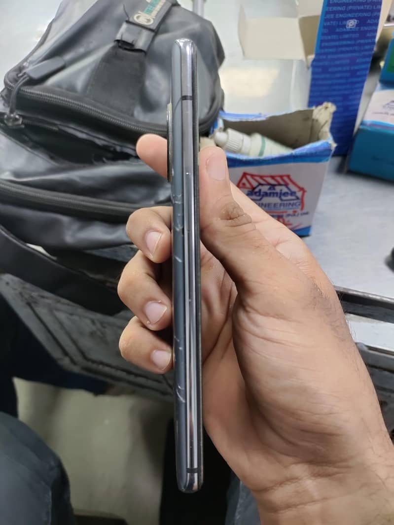 One Plus 7T 4