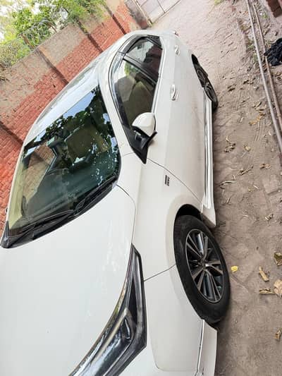 Toyota Altis Grande 2021