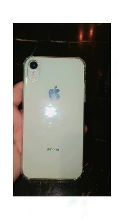 Apple iPhone XR