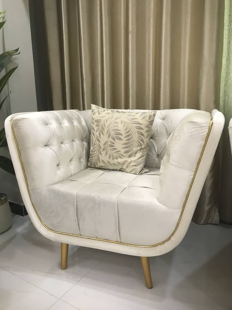 Desingrr sofa set 4