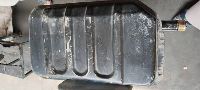 Suzuki bolan petrol tank