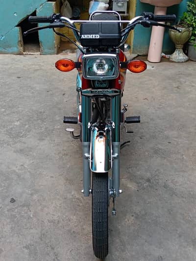 Honda 125 Red 2026 Model