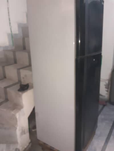 Refrigerator for sale(10 year used)