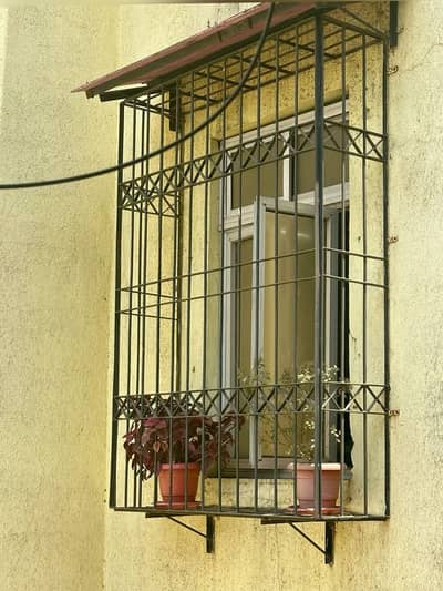 Iron gates-Cnc Gates-Safety grills-Stainless grill-Iron door-Main gate