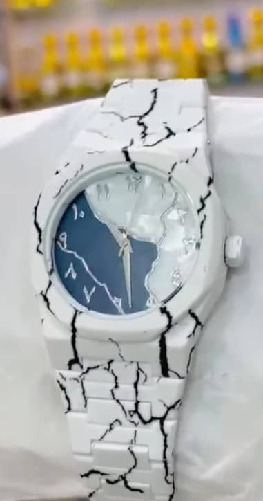 Marble Vein Watch Black White Pearl Black