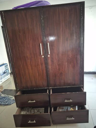 Pure shesham Wooden Cupboard/Wardrobe – Good Condition