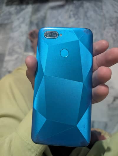 OPPO A12