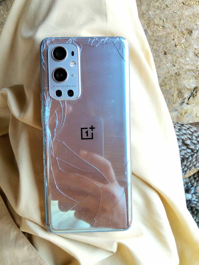 One Plus 9 Pro 3