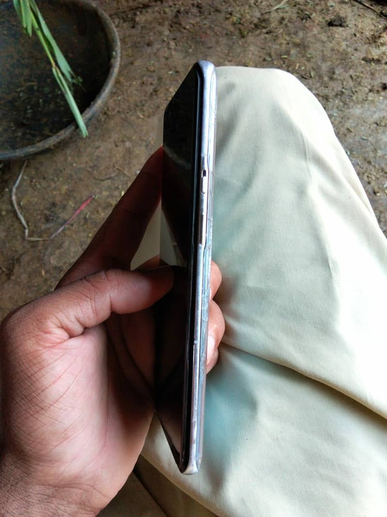 One Plus 9 Pro 5