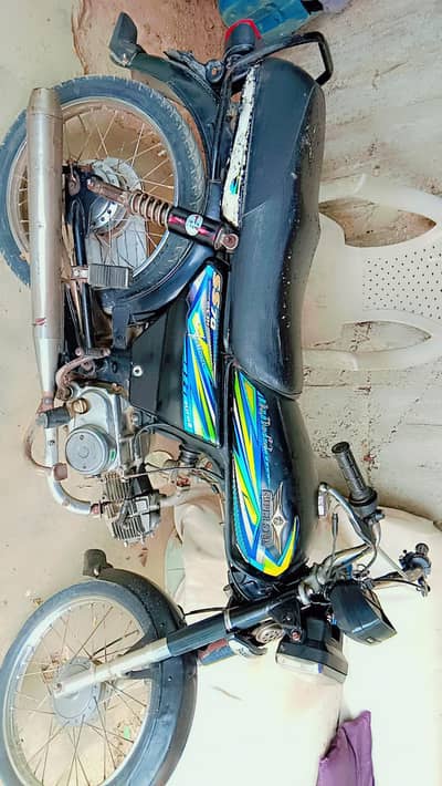 urgent sale super star 2022 clear bike call 03191304726