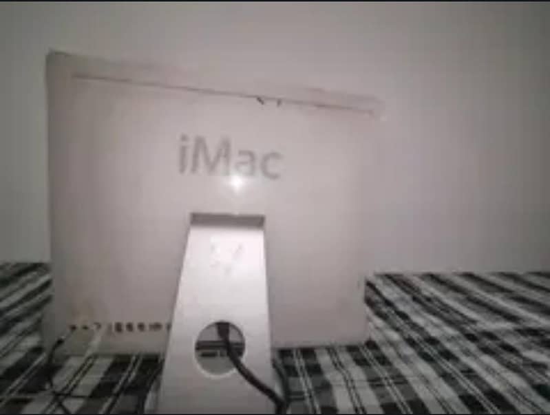iMac5,2 2