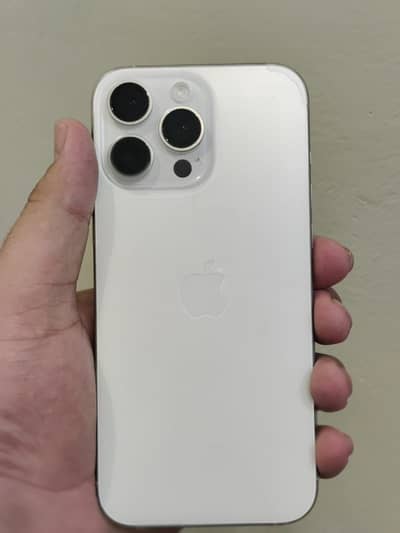 Apple iPhone 16 Pro Max