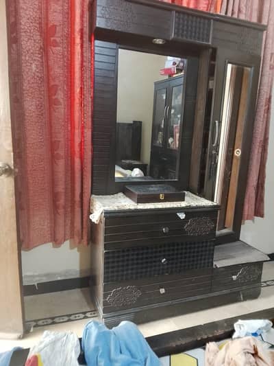 dressers forsale