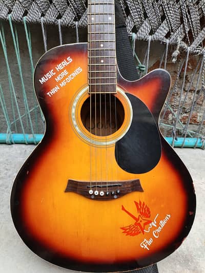 Guitar Bolo brand
