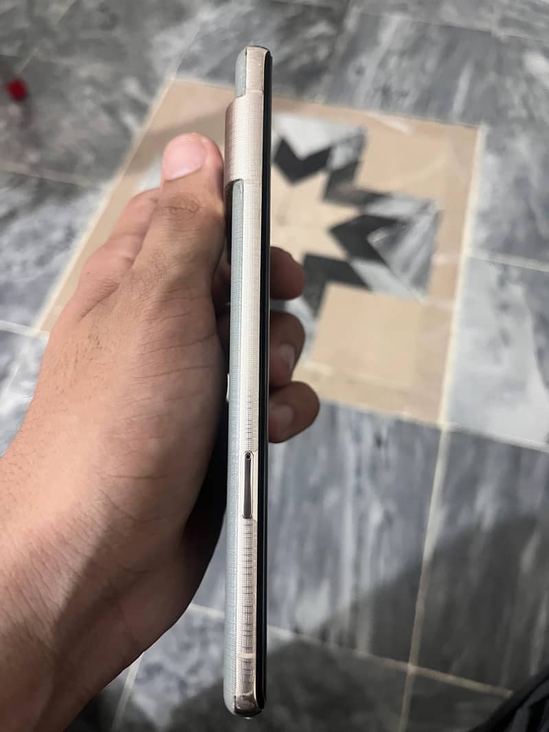 Google Pixel 7 Pro 2