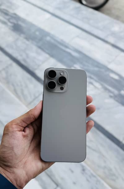 Apple iPhone 15 Pro Max