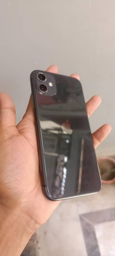 Apple iPhone 11 original waterpack 10/9 condition All genuine rate fix