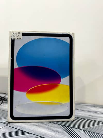 Apple iPad (A16, 2025) 10/10 Condition