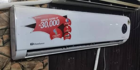 Dawlance 1.5 ton DC inverter heat and cool totally genuine