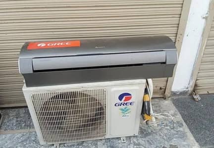 Gree 1.5 ton DC inverter heat and cool totally genuine