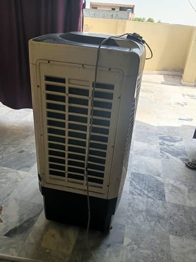 pak yunas ka hai air cooler 10/5 condition 03200036970