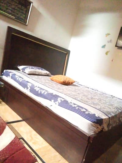 double bed king size
