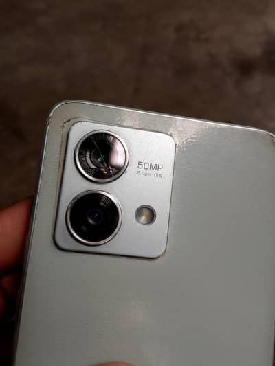 Motorola Moto G84