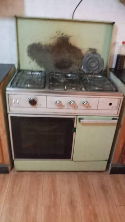 strove ,oven and heating three in one