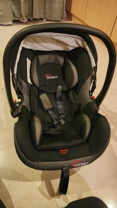Tinnies Baby Carrier + Car Seat