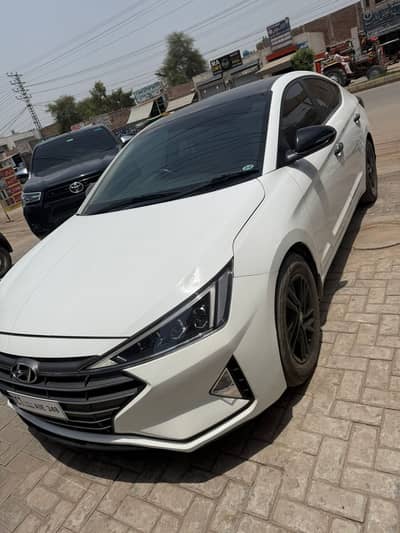 Hyundai Elantra 2021