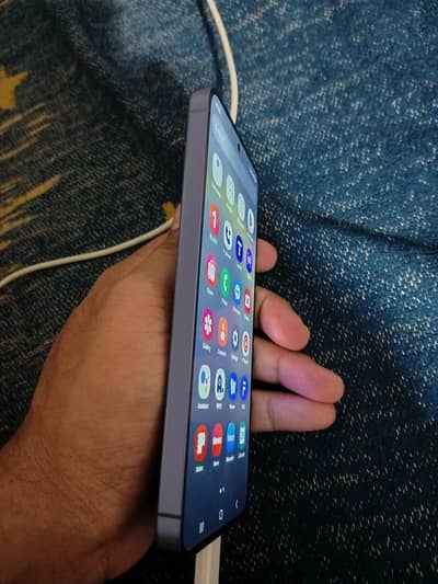 Samsung Mobile S24