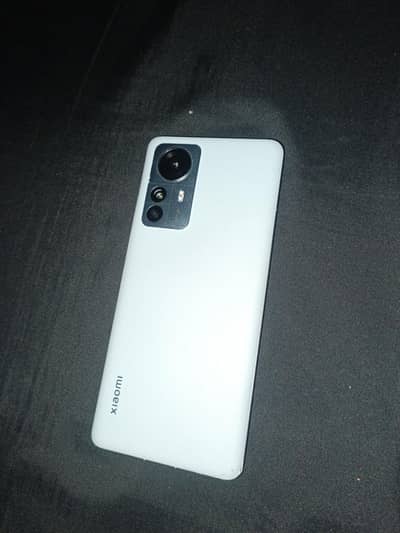 Title: Xiaomi 12 Pro Non PTA