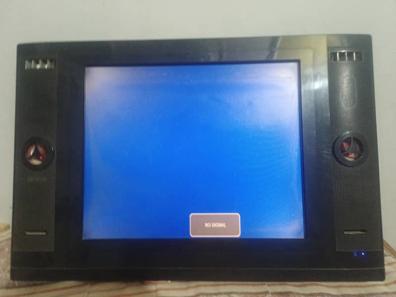 LCD with attached high performance buffer 0