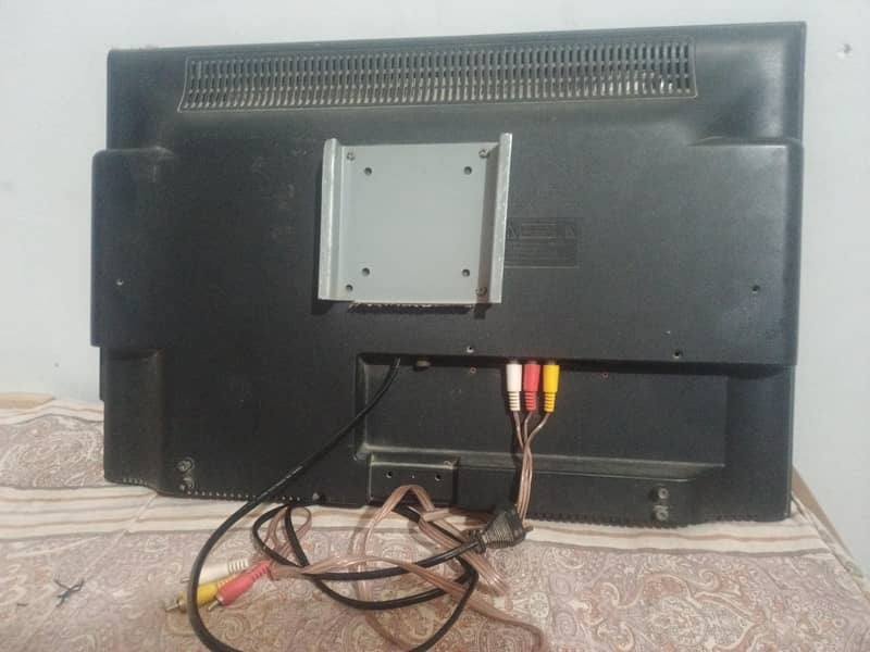 LCD with attached high performance buffer 2
